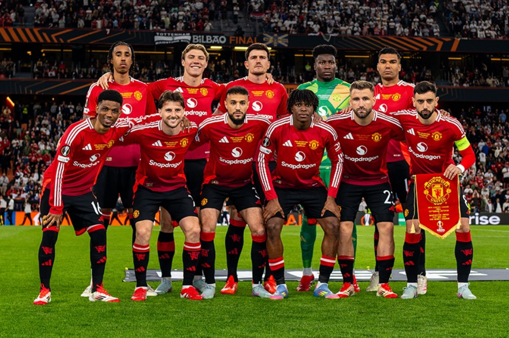 Manchester United Terpuruk: Gagal Juara, Gagal Liga Champions, dan Kini Harus Bayar Denda Rp 219 Miliar